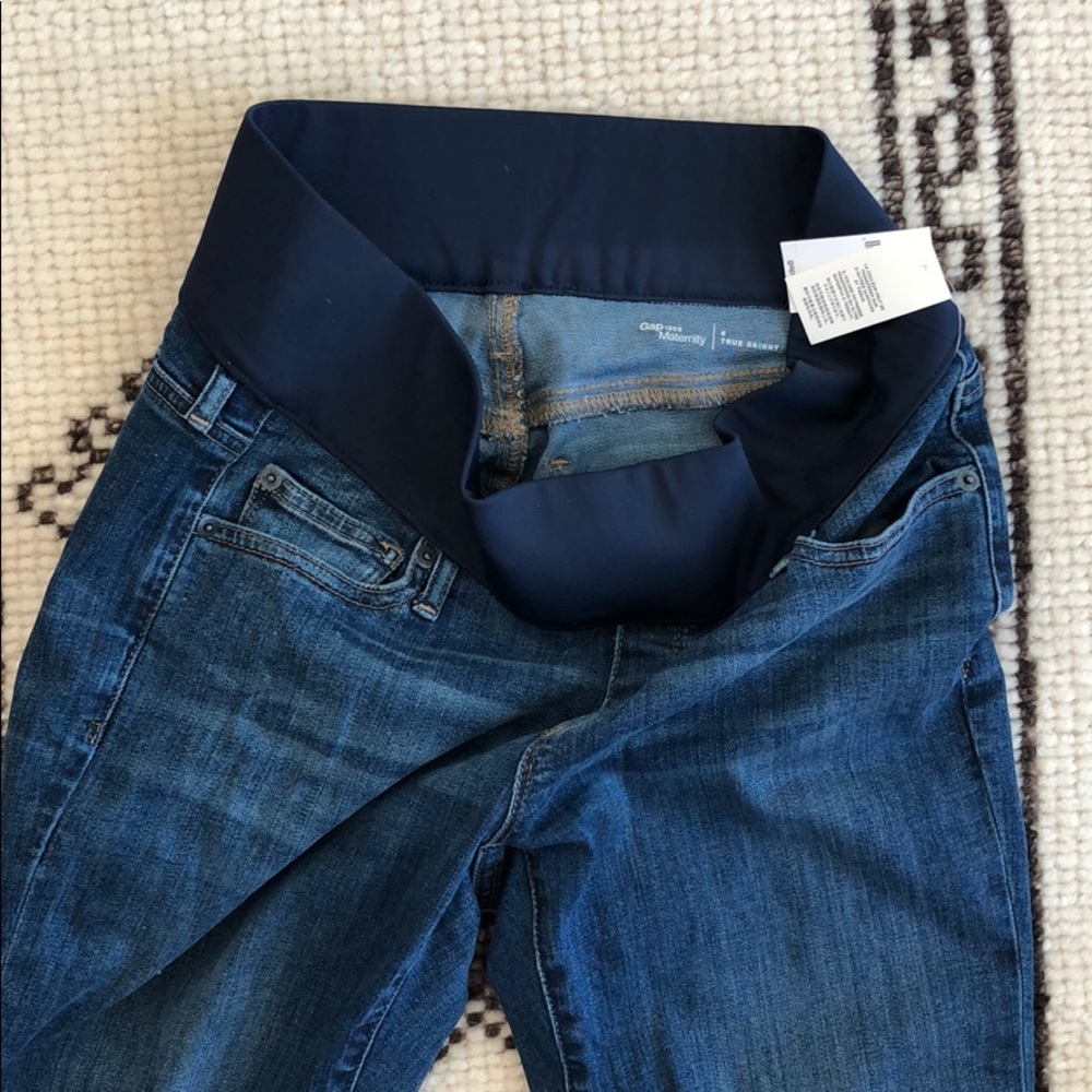 Gap demi panel maternity jeans